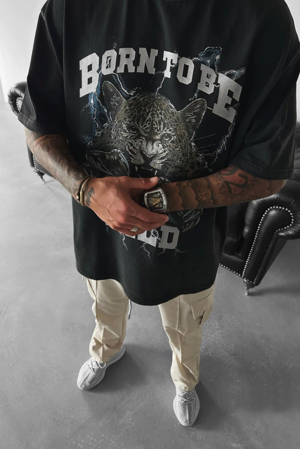 BORN TOBE oversized shirt (אפור כהה)