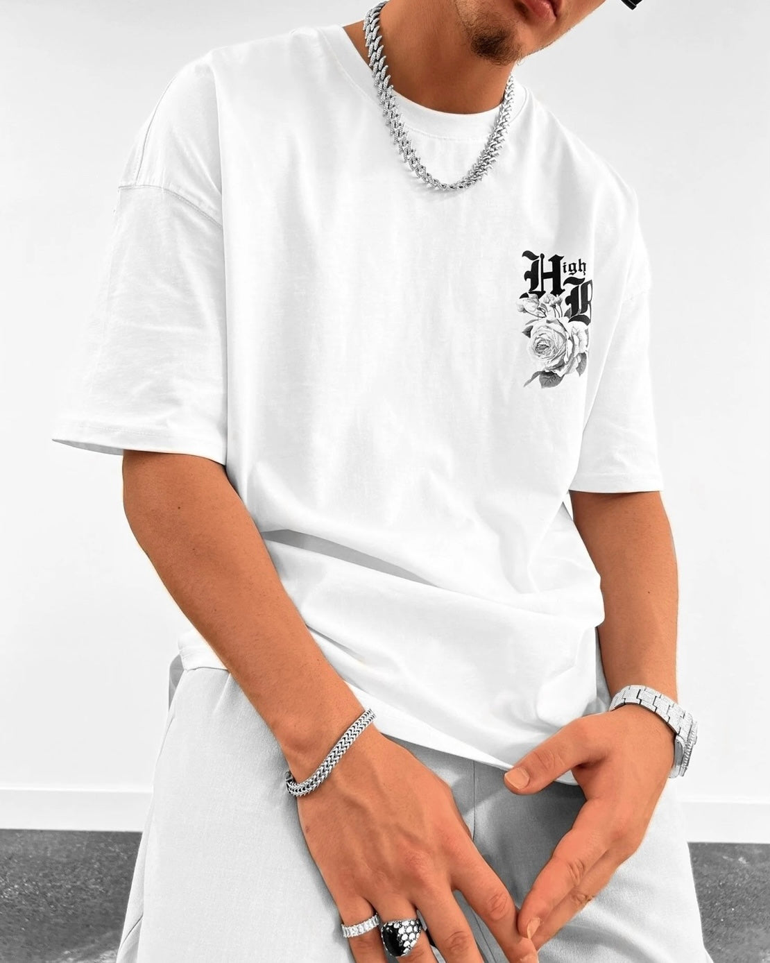 HIGH oversized shirt (לבן)