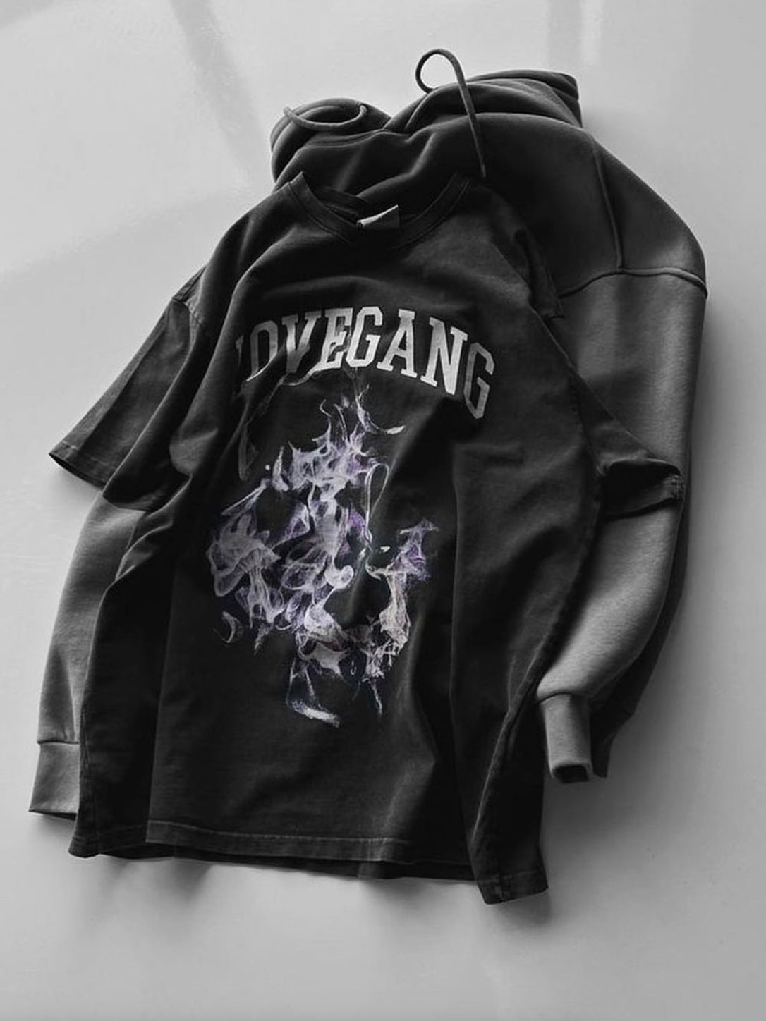 LOVEGANG oversized shirt (אפור כהה)